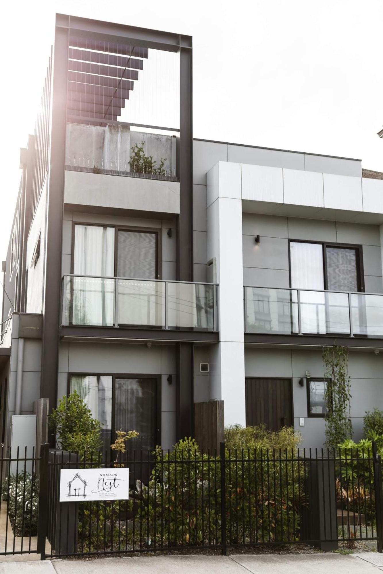 Timber Door Luxury Accommodation Geelong Exterior foto